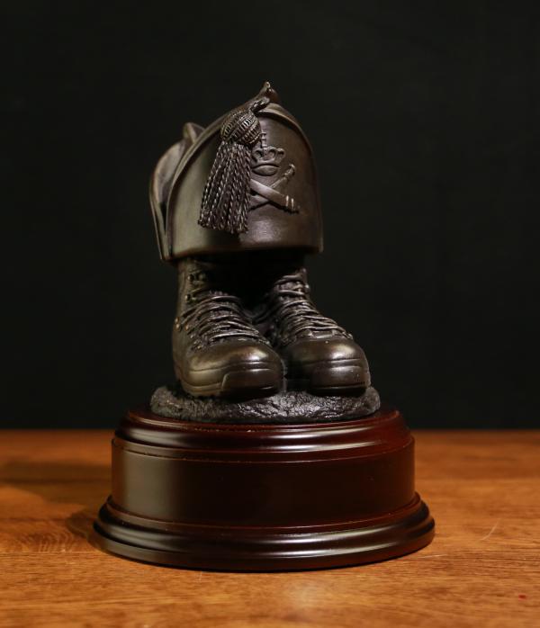 Boots and Beret 11 Afdra Gravure