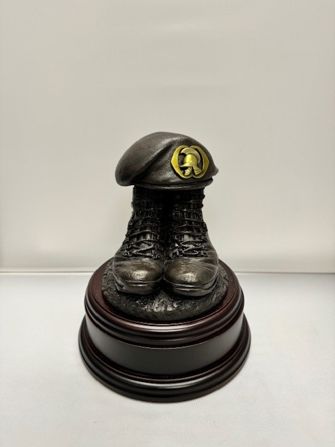 Boots and Beret 11 Pagnbat